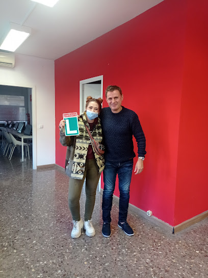 Foto Autoescola Pallars Sants - Autoescuela Barcelona