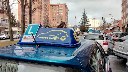 Foto Autoescuela 3D Burgos Sl