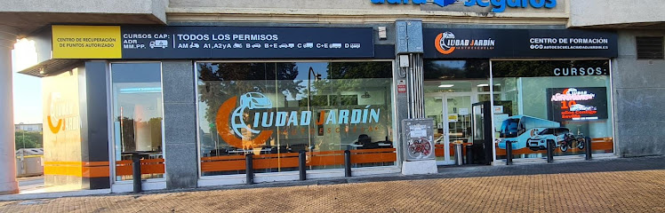 Foto Autoescuela Ciudad Jardín - Torcal Av. Andalucía 20