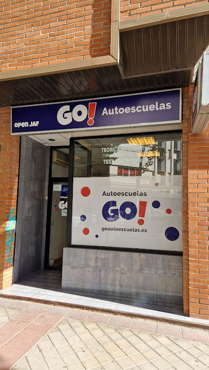 Foto Autoescuela GO! - Pacífico (OpenJaf)