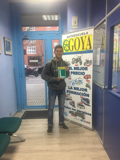 Foto Autoescuela Goya - Las Rosas - Est. Metropolitano