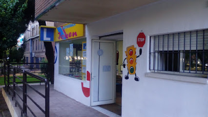 Foto Autoescuela Joven