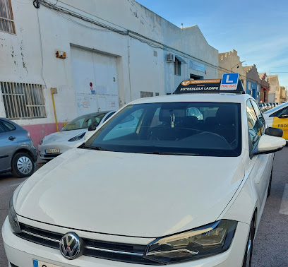 Foto Autoescuela Lázaro