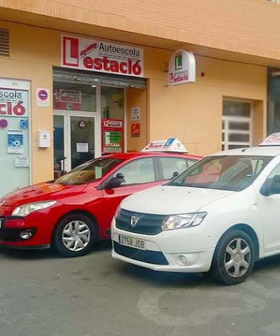 Foto AUTOESCUELA L