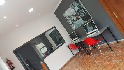 Foto Autoescuela Pumarín S.L