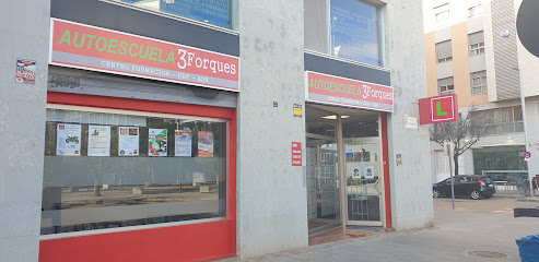 Foto AUTOESCUELA TRES FORQUES