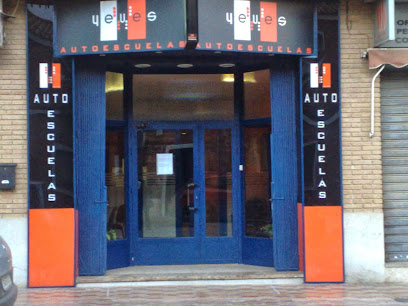 Foto Autoescuela Yeves S.L