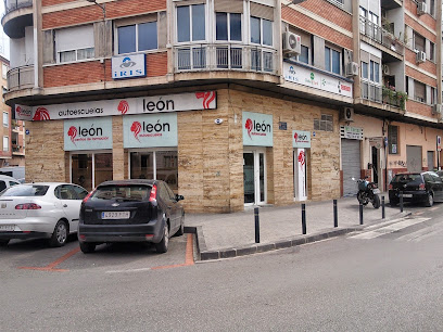 Foto Autoescuelas El León