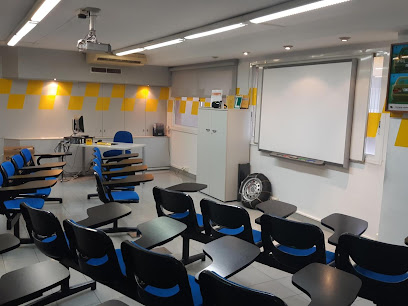 Foto RACC Autoescola Sagrada Família